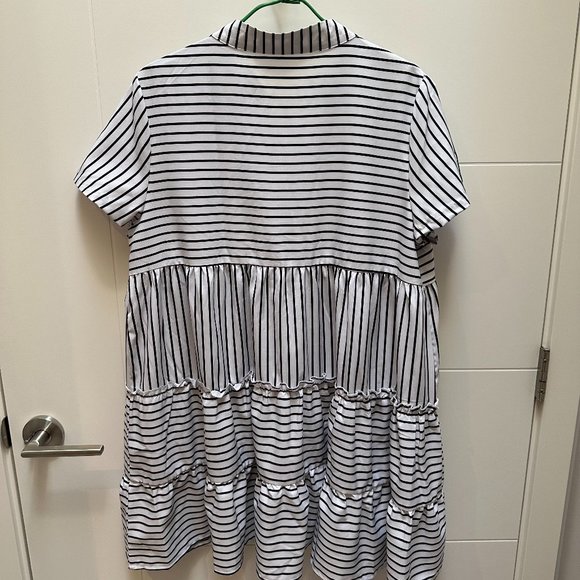 Oversized Striped Shirt Dress - Picture 2 of 3